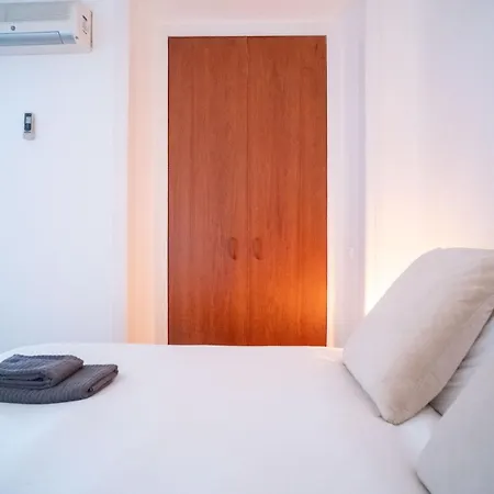 Private Terrace&city View At Real *